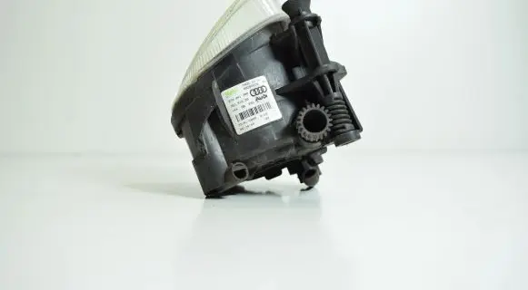 Audi A4 S4 B7 8E 8H Front fog light 8T0941700