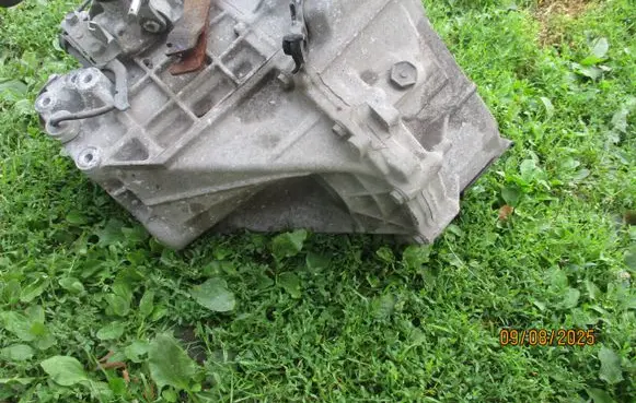Toyota Aygo AB40 Manual 5 speed gearbox 121212