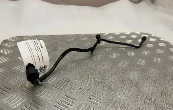Land Rover Range Rover Sport L494 Engine coolant pipe/hose LPLA18C429AB