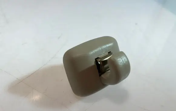 Audi A6 S6 C5 4B Sun visor clip/hook/bracket 4B0857563