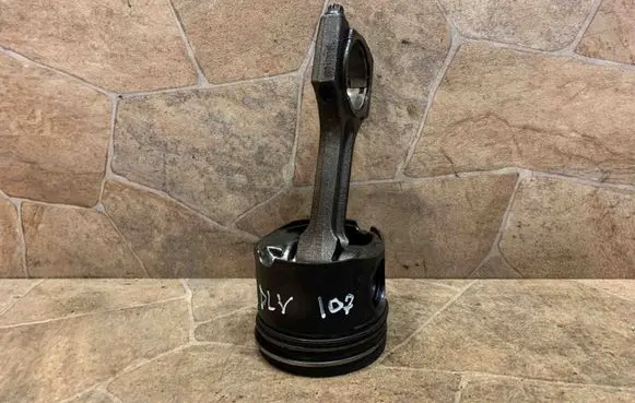 Piston