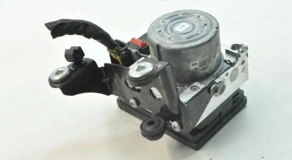 Land Rover Discovery Sport ABS Pump KJ322C405AB