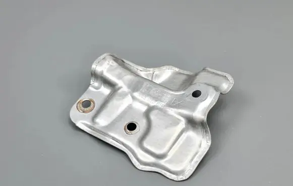 Dacia Sandero II Heat shield in engine bay 144503283R