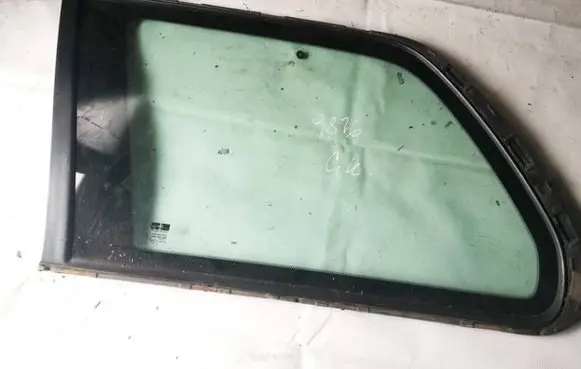 Volvo XC90 Rear side window as2