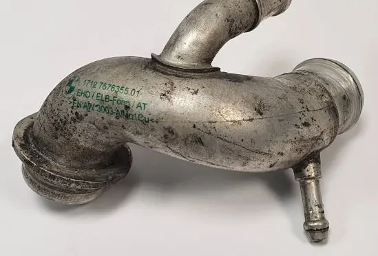 BMW 5 F10 F11 Engine coolant pipe/hose 7576355