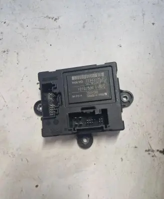 Volvo V70 Door control unit/module 31343025AC 1010253601