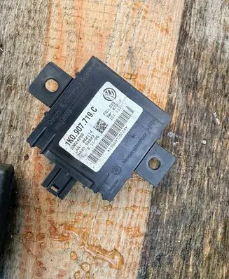 Volkswagen Eos Alarm control unit/module 1K0907719C