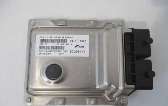 Fiat 500 Engine control unit/module 52098477