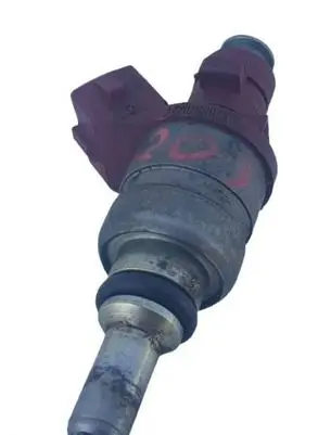 Fuel injector