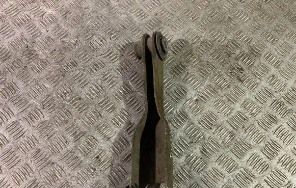 Land Rover Discovery 5 Rear control arm