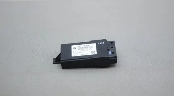 BMW 3 F30 F35 F31 Seat control module 9216468
