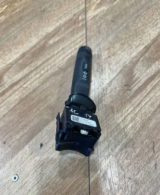 Opel Insignia A Indicator stalk 13303268 93170320263