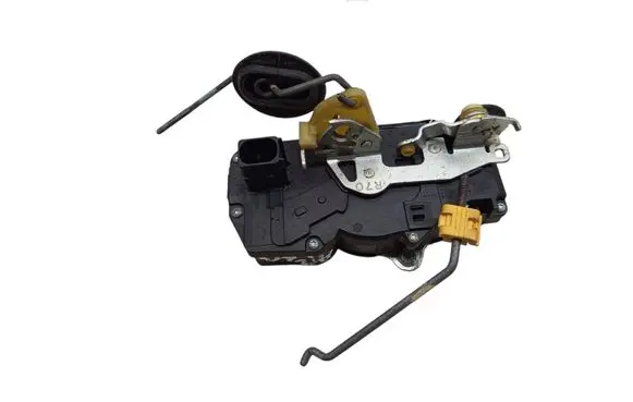 Cadillac CTS Rear door lock R12450828