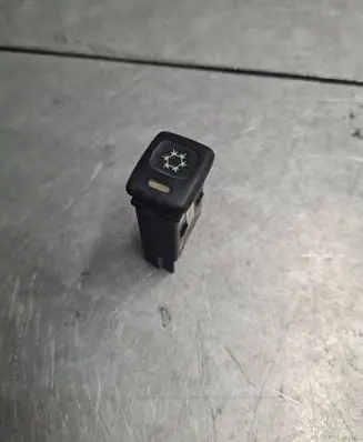Ford Mondeo MK I Air conditioning (A/C) switch G101890
