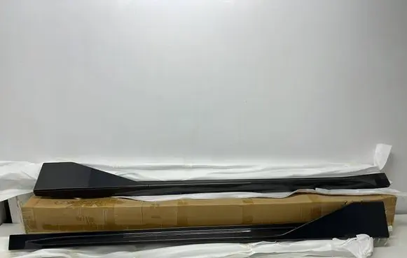 BMW M4 G82 G83 Sill/side skirt trim 