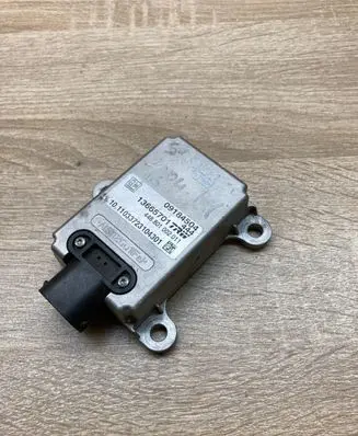 Opel Signum ESP acceleration yaw rate sensor 09184504 13665701