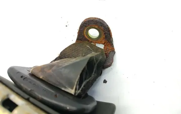 BMW 3 E30 Rear seatbelt 1924929