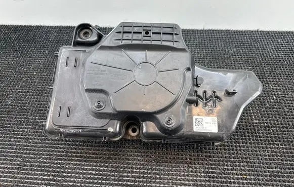 Ford Focus AdBlue liquid reservoir JX615J228AF