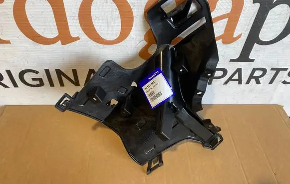 Volvo XC40 Front bumper mounting bracket 32136093