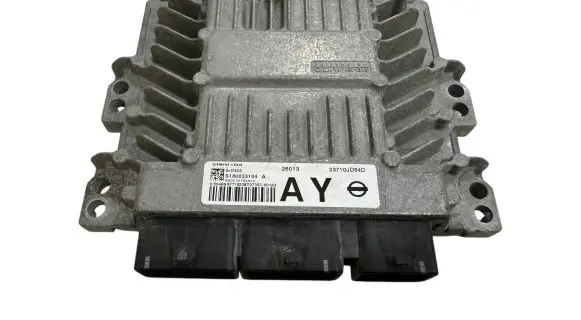 Nissan Qashqai Engine control unit/module 23710JD54D S180033104A SID30