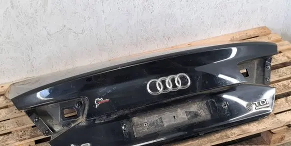 Tailgate/trunk/boot lid