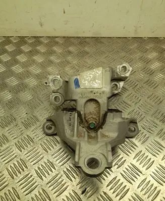 Honda Civic X Engine mount bracket 801