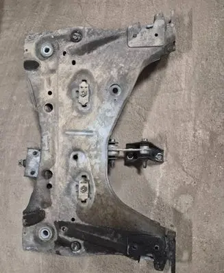 Renault Captur Front subframe 544011380R
