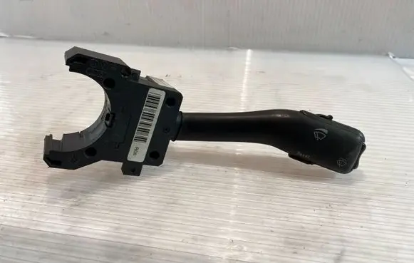 Volkswagen PASSAT B5 Wiper control stalk 4B0953503G