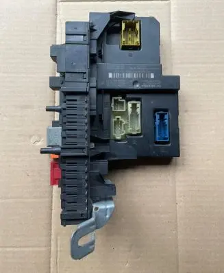 Mercedes-Benz C W204 SAM control unit 2045451669