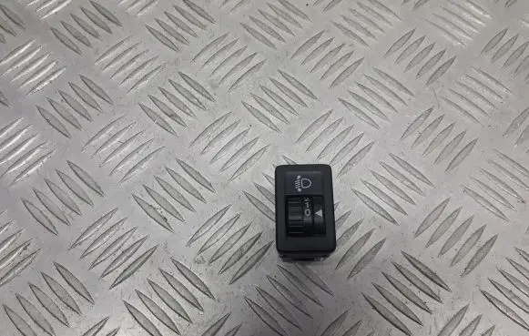 Suzuki Swift I Light relay 