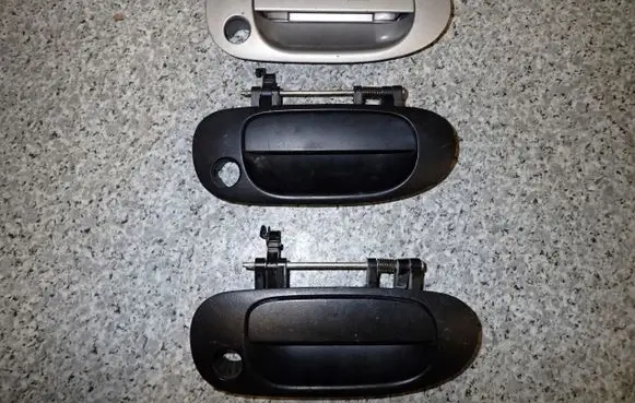 Mitsubishi Space Star Sliding door exterior handle 