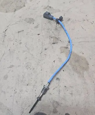 Ford Grand C-MAX Exhaust gas temperature sensor 6M51123571CA