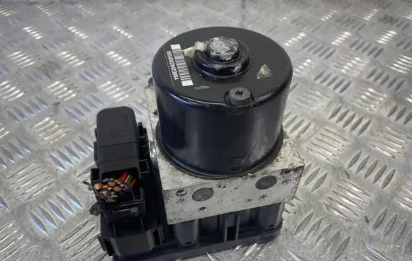 Ford Focus ABS Pump 8M512C405AA 10020603224