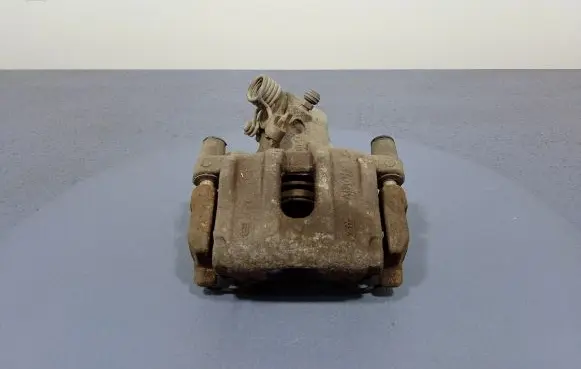 Ford Kuga II Rear brake caliper