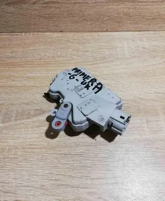 Nissan Primera Central locking motor 