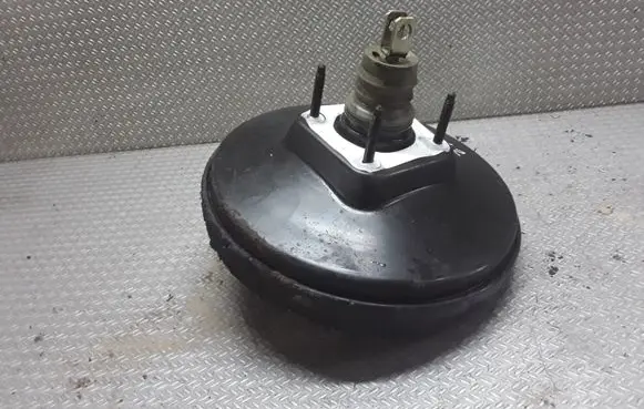 Mazda 3 I Brake booster