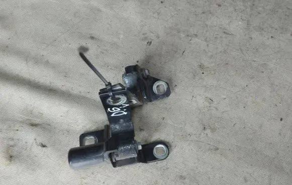 Rear door hinge set