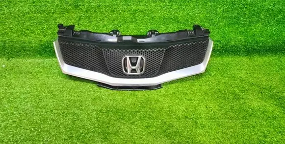 Honda Civic Front grill 71122SMTE5