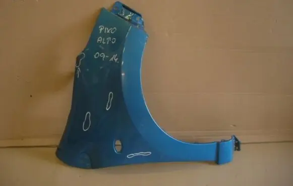 Nissan Pixo Fender