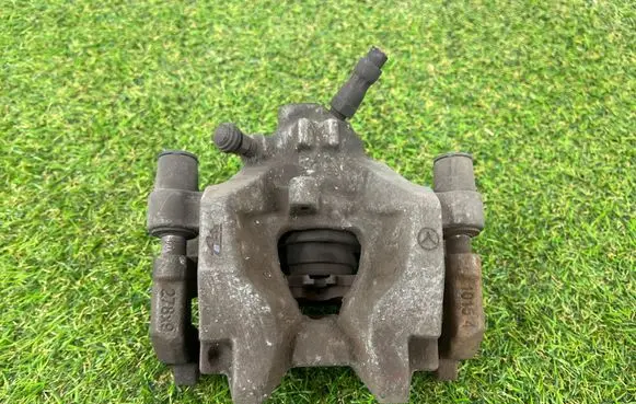 Mercedes-Benz C W204 Rear brake caliper