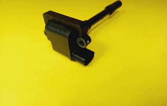 Mitsubishi Carisma High voltage ignition coil FK0138