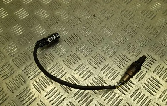 Mercedes-Benz C AMG W205 Lambda probe sensor A0005424300