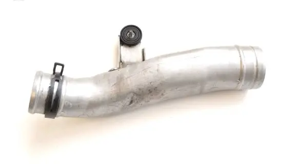 Audi Q7 4L Intercooler hose/pipe 7L8129654A