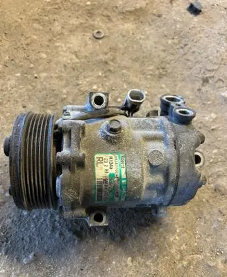 Opel Meriva A Air conditioning (A/C) compressor (pump) SD6VBBF SD6V12 08287702462