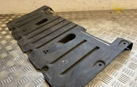 BMW iX Engine splash shield/under tray 7931863 211053510