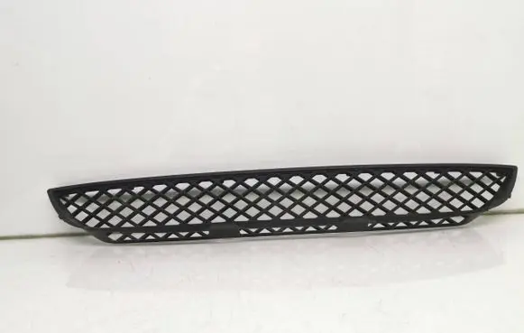 Mercedes-Benz Sprinter W906 Front bumper lower grill A9068850053