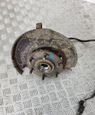 Mitsubishi L200 Front wheel hub spindle knuckle