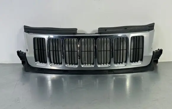 Jeep Grand Cherokee Front grill 55079377AD