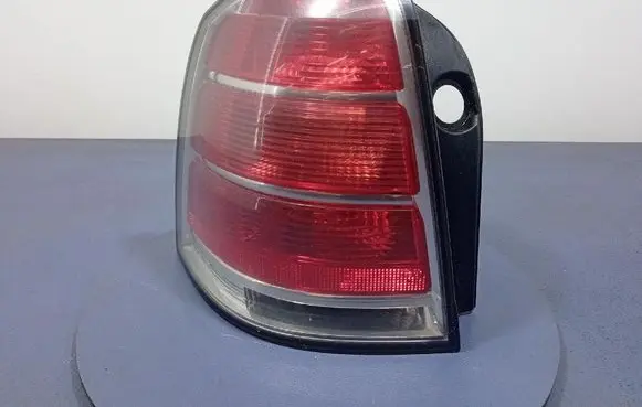 Opel Zafira B Rear/tail lights 24451841