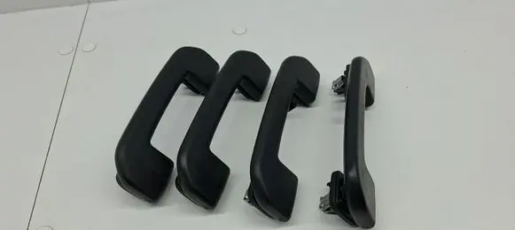 Peugeot 5008 II A set of handles for the ceiling 